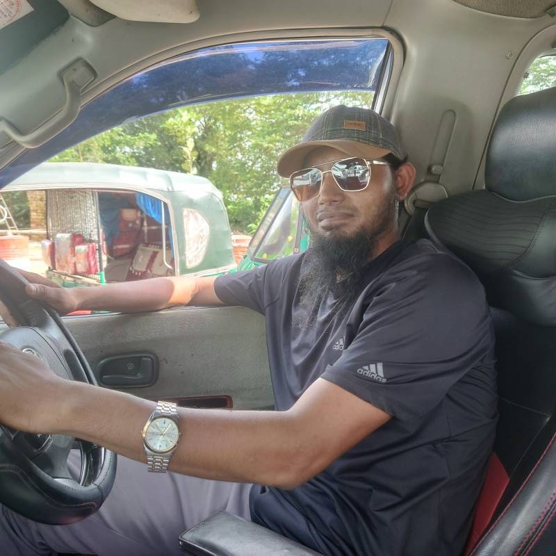 Md, 34, DAKAR