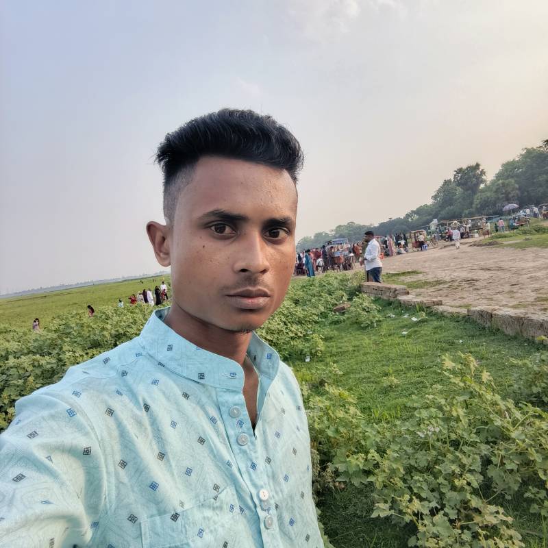 HAMZA VAI, 25, New york