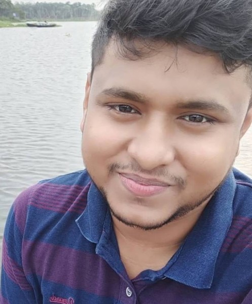 Redoy, 30, garland