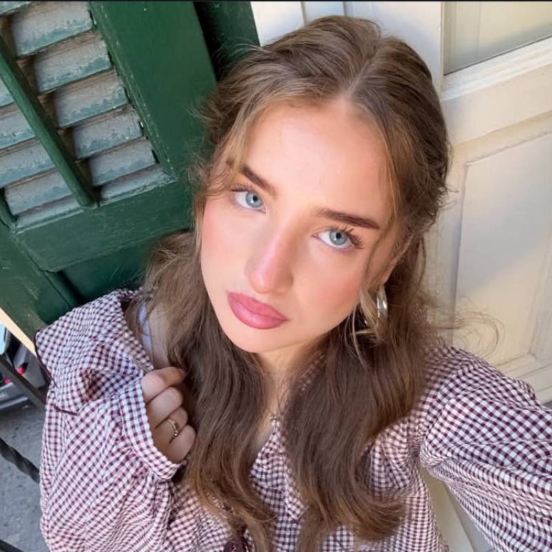 Lily, 31, Missouri