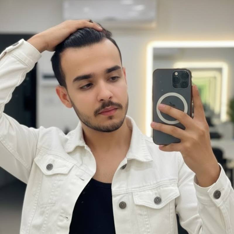Nabil, 28, Current in pakistan