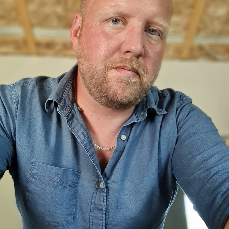 Verner, 43, Belgium