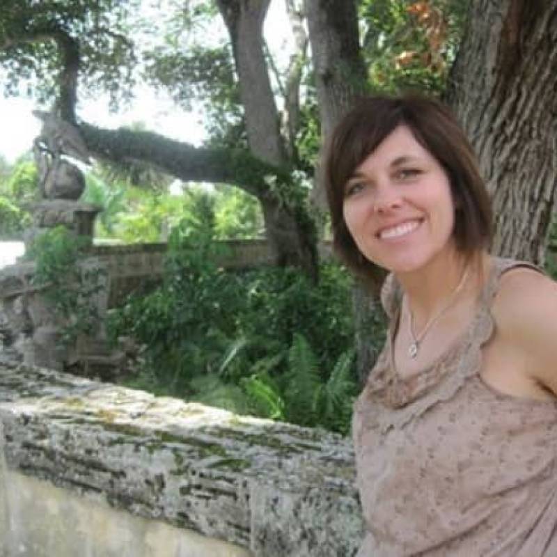 Hannah, 46, Toronto The 