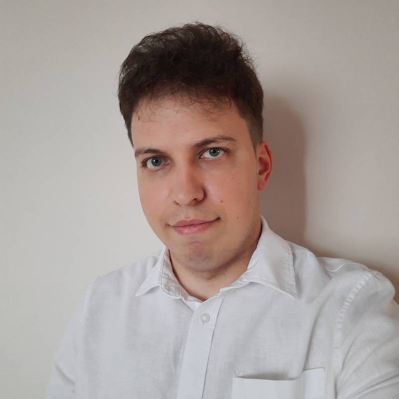 Răzvan George, 30, Laxmipure