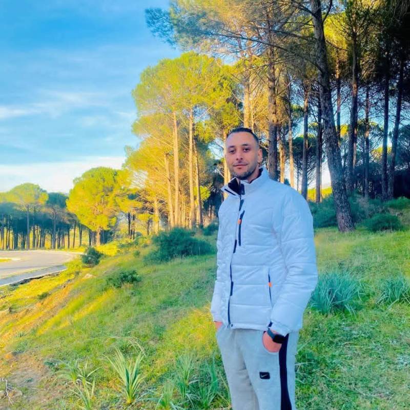 Hama, 34, Jashore