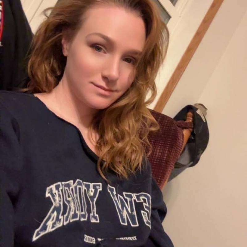 Victoria, 35, Saudi Arabia