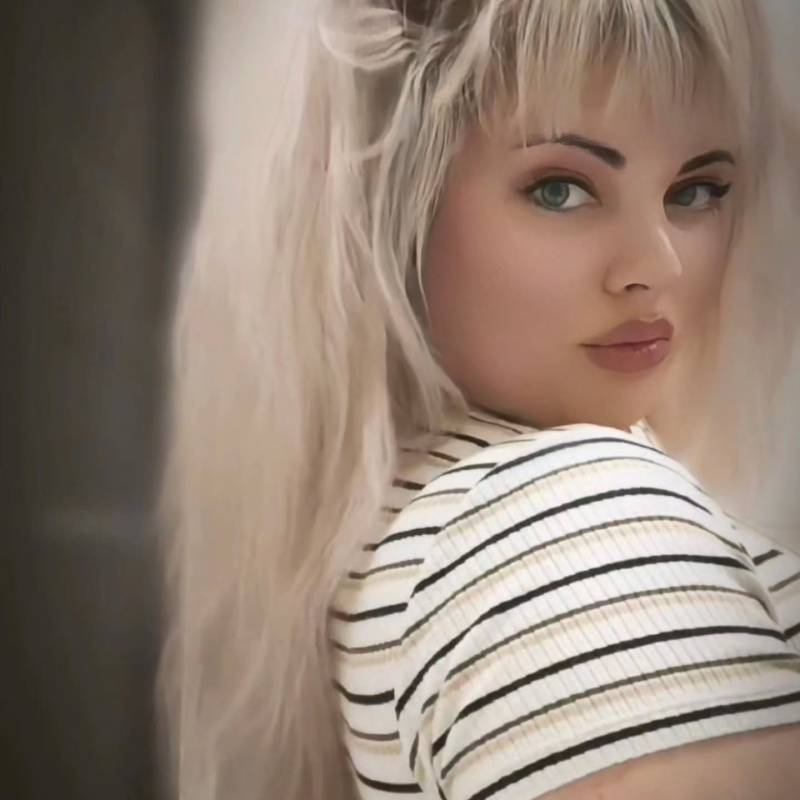 Nicole, 42, Any countries but I we be glad if there is any lady from China