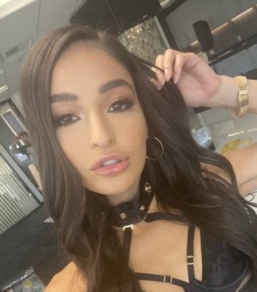 Serena, 31, waltham
