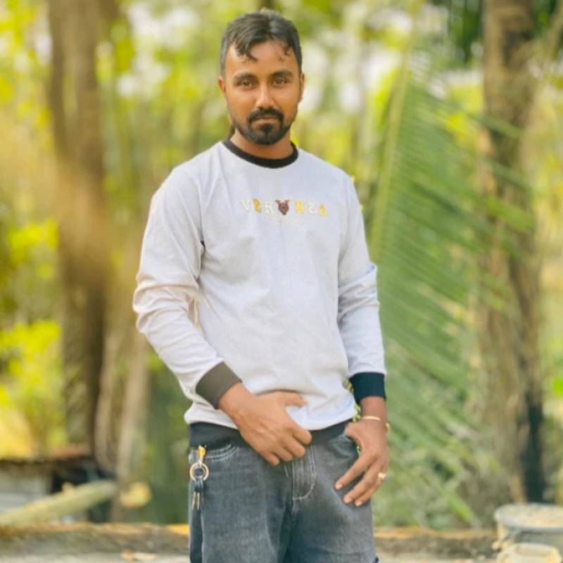 Mahfuj Ahmed, 26, Any countries but I we be glad if there is any lady from China