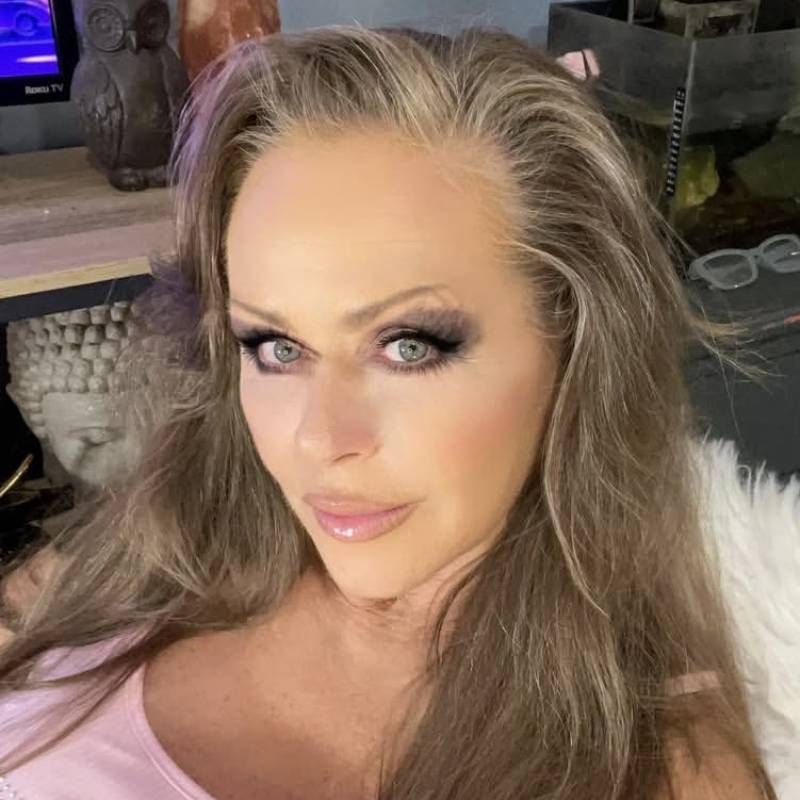 Serena, 43, El cajon