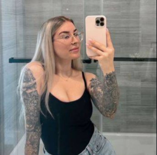 Julianna, 42, Afghanistan