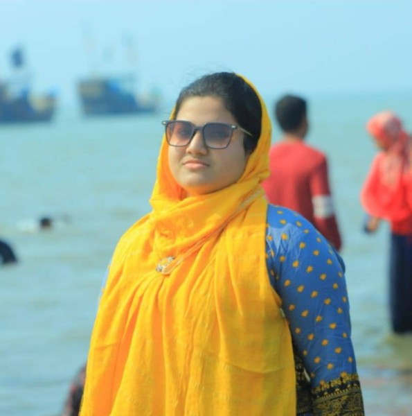 AKHNOOR, 25, United Arab Emirate