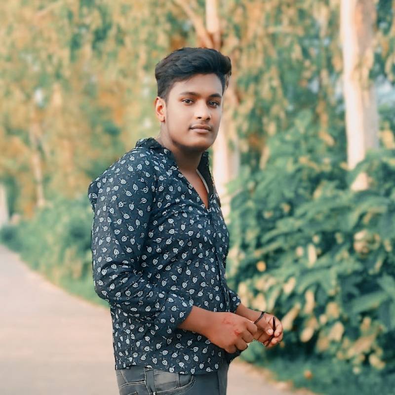 Kholil mai, 24, Pakistan