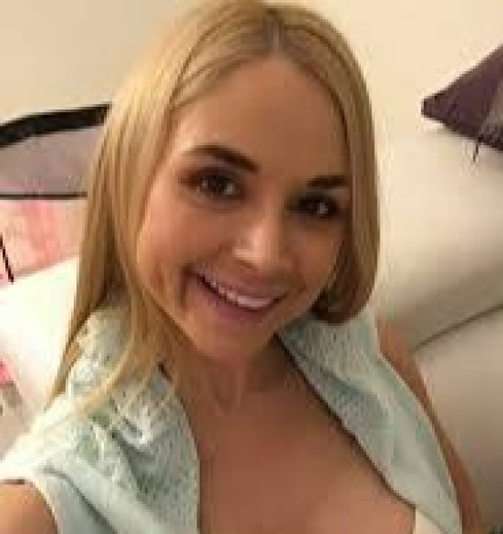 bella, 40, Chicago