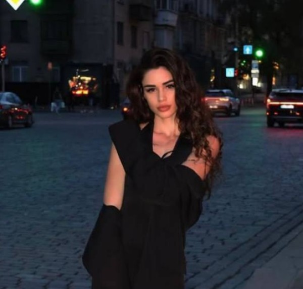alona, 35, Any countries but I we be glad if there is any lady from China