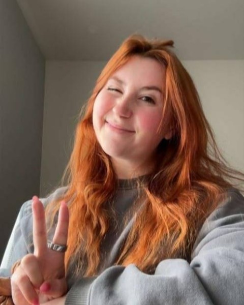 Lisa Suttles, 32, Kishorganj Hossainpur