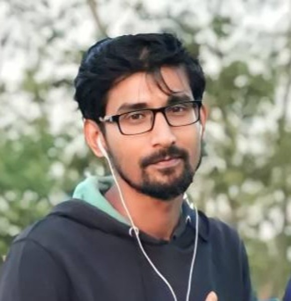 Tipu, 30, Arizona