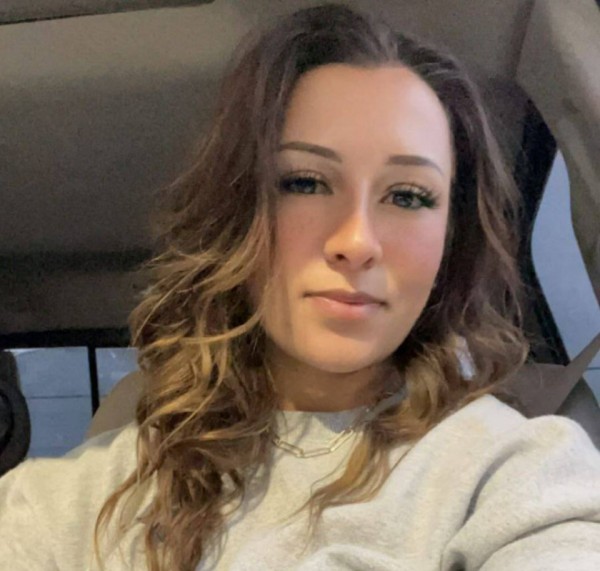 Luna, 38, Laxmipure