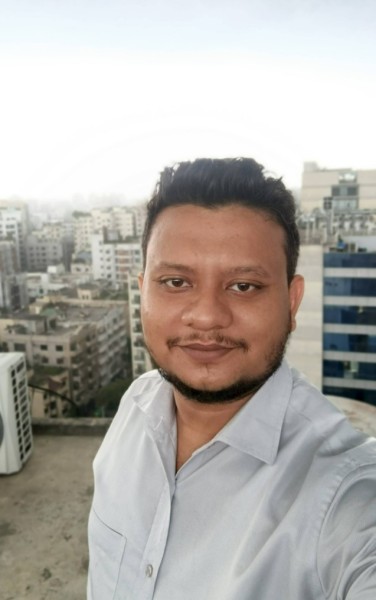 Hasnain, 27, Canada