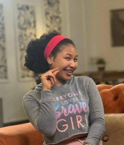 mary joshua, 22, iTaly