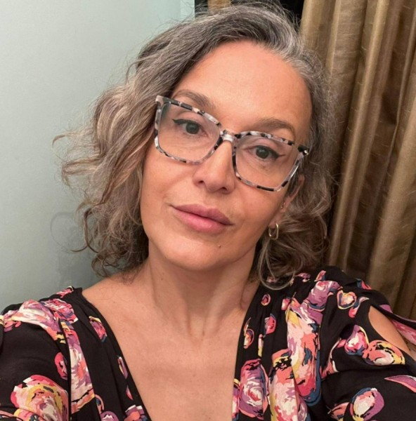 Kate, 58, Missouri