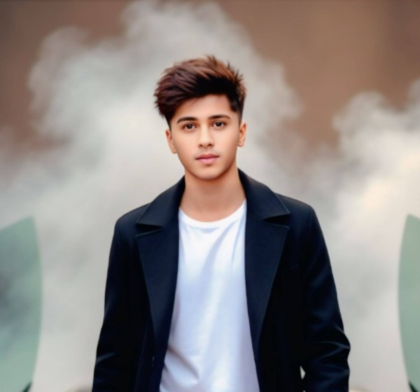 Rohan, 25, Austria