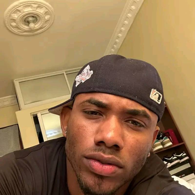 Isaac, 38, Miami