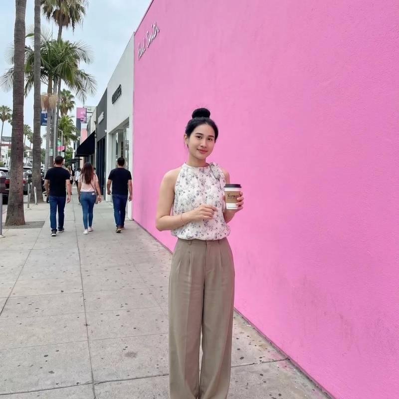 Celia, 36, California