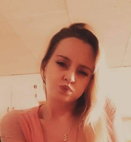 AngelaWhitfield, 31, India