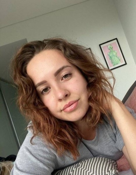 AmandA, 26, United States