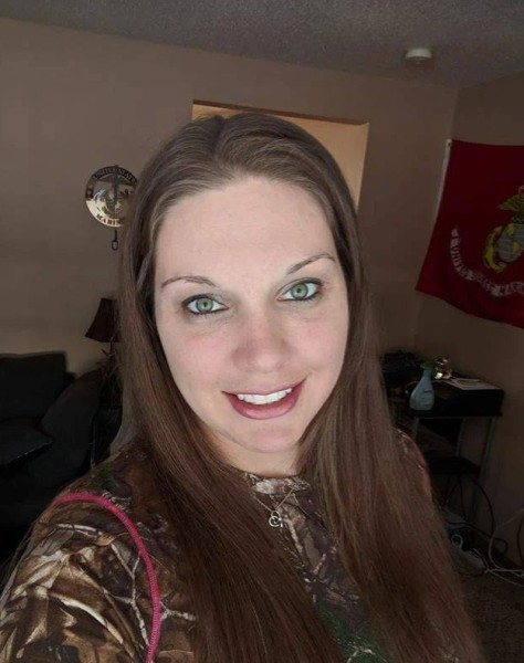 Laura, 39, Lome