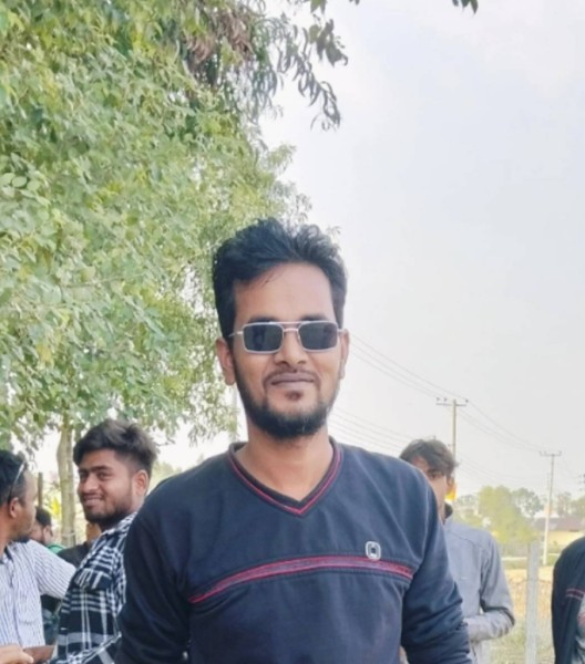 Md: Asadul haque, 30, India