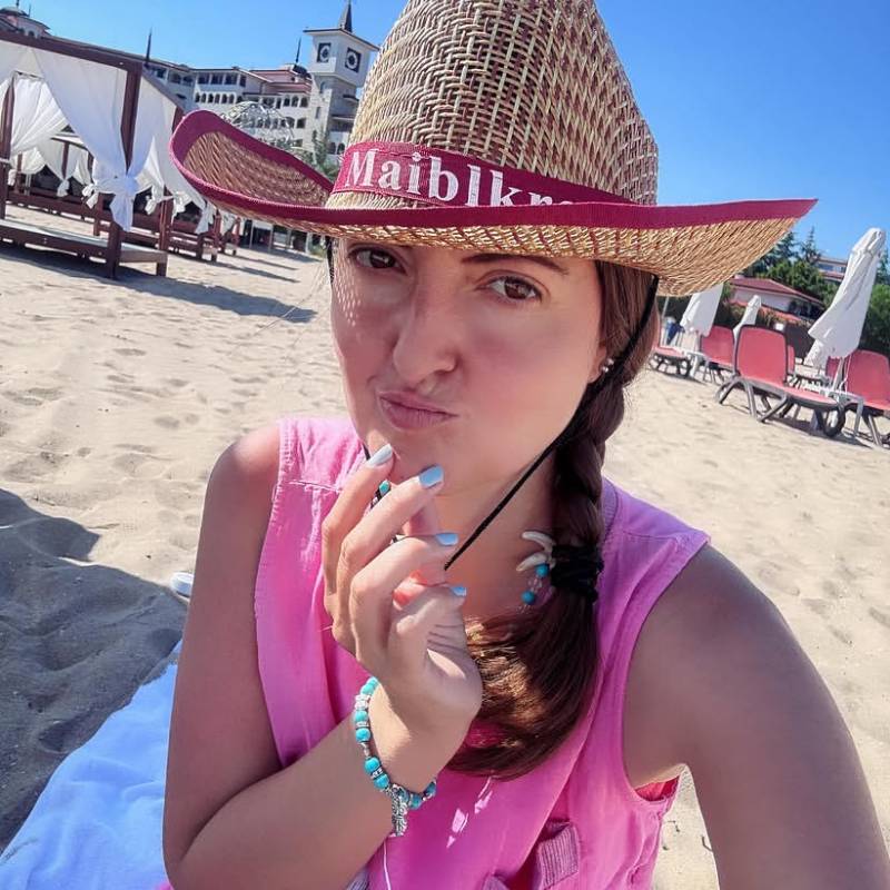 Jessica, 40, Cairo Egypt