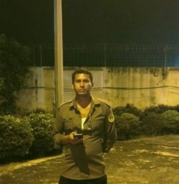 Sohelar, 35, Zurich