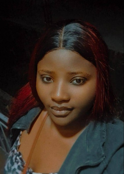 Rossy, 31, Lome