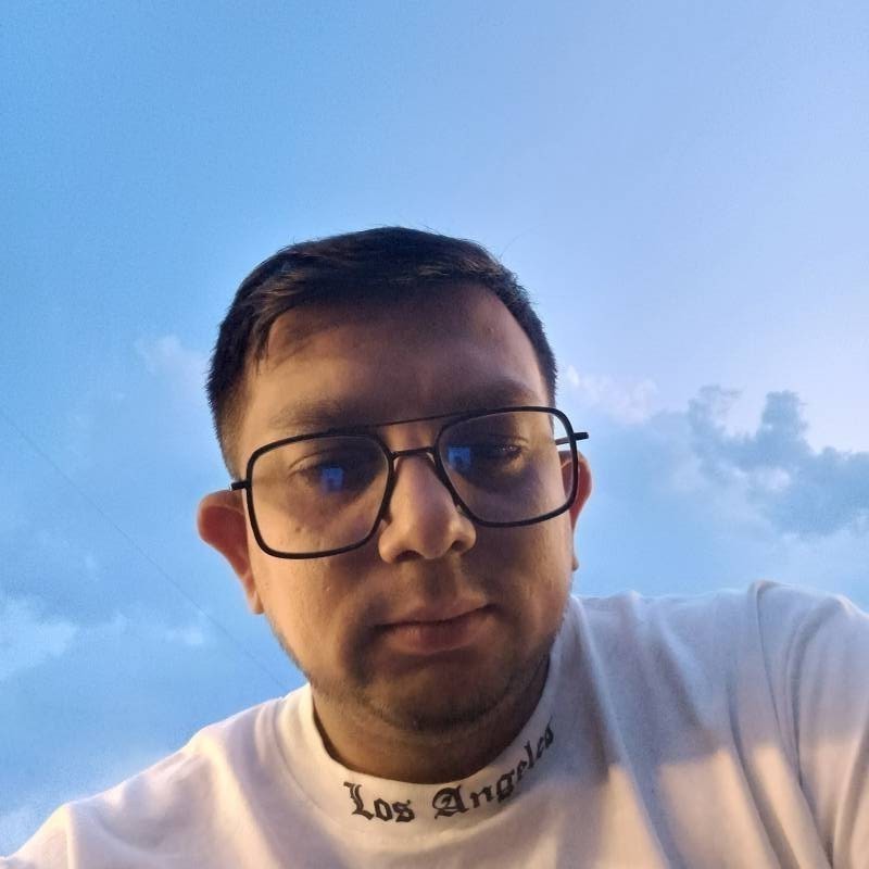 Tuhen, 29, texas ca