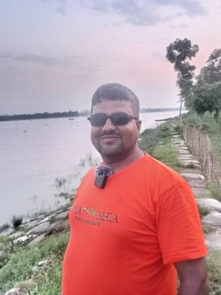 Hm, 36, Uk