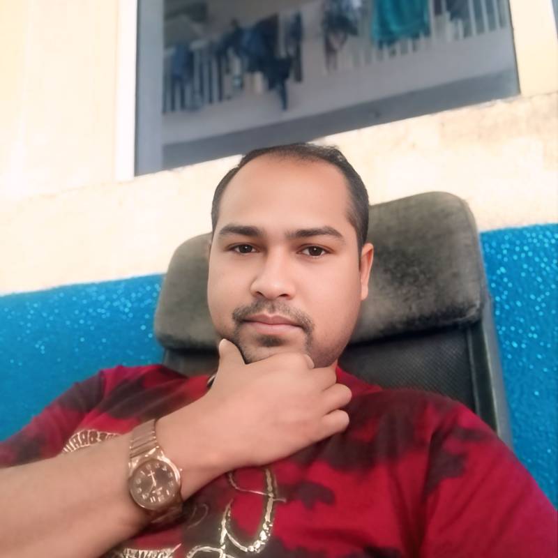 Nizam, 35, uk