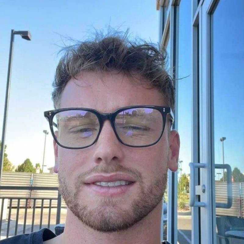 Steve32576 dating